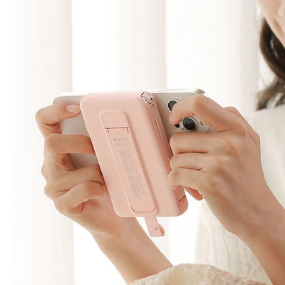1000mAh 자석 배터리 자석 전원 은행 출력 및 무선 충전과 함께 강력한 리 폴리머