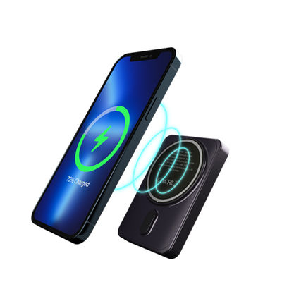 좋은 가격 5000mAh 파워 뱅크 자기 충전기 가벼운 자기 파워 뱅크 온라인으로